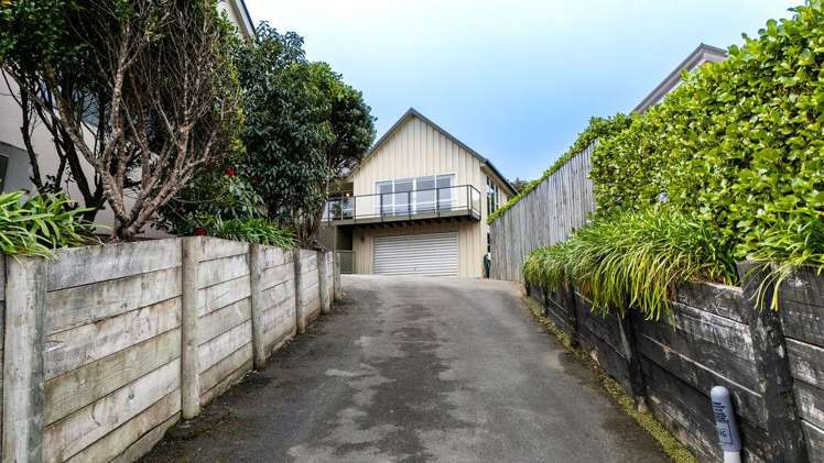 23 Settlers Hill Akaroa_3