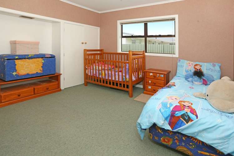 18 Arney Road Ranui_13