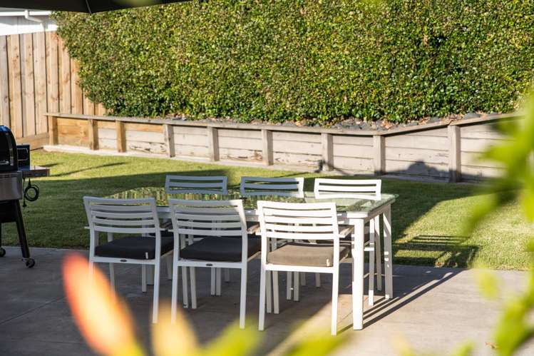 14 Hamish Place Sunnyhills_5