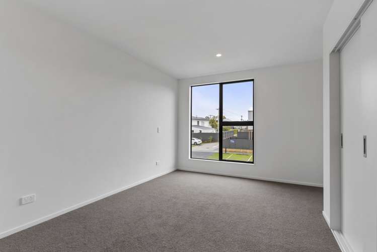16/82 East Coast Road Milford_9