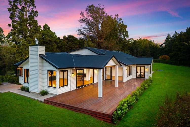 97 Carter Road Oratia_1