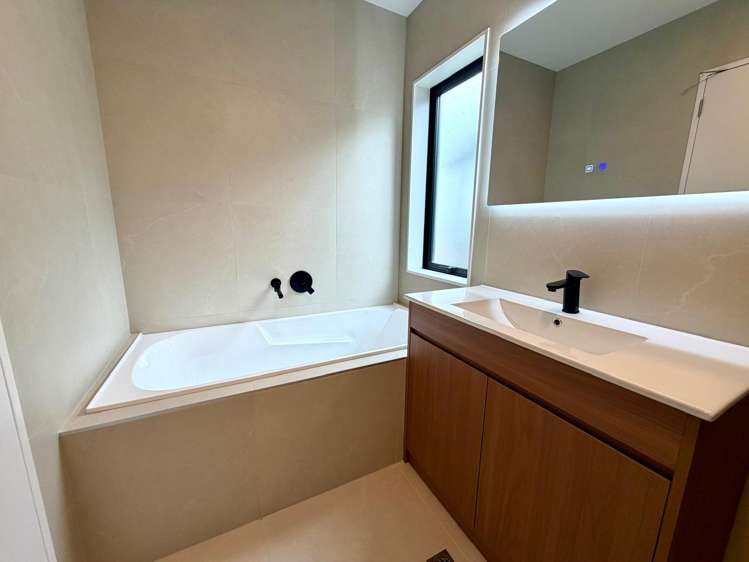 200D Henwood Road Westgate_5