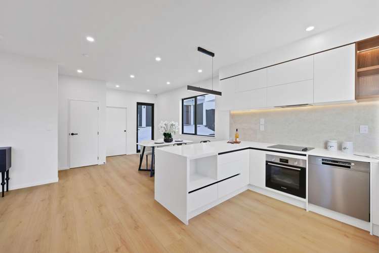 13B Meadway Sunnyhills_9