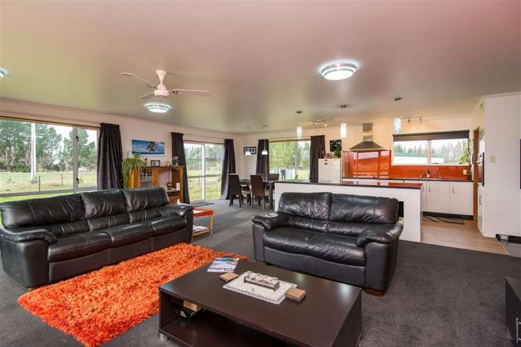 653 Oxford Road Fernside_2