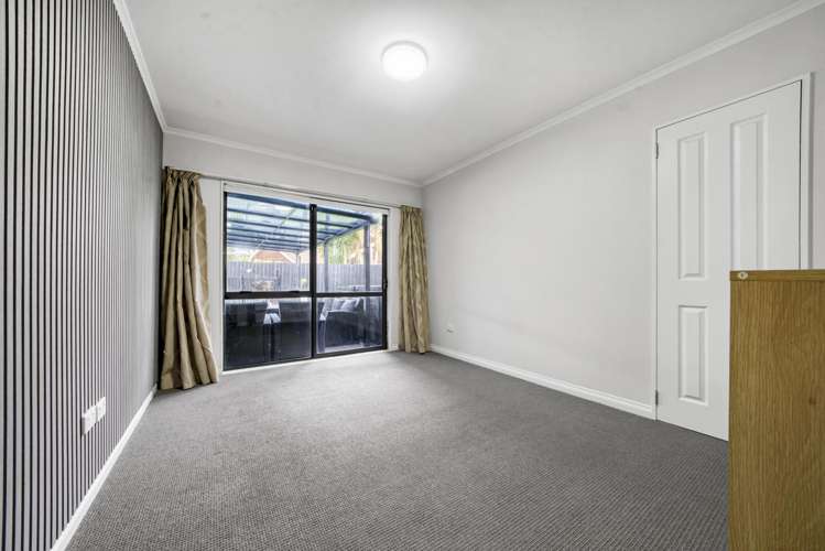 20 Gairloch Place Wattle Downs_12