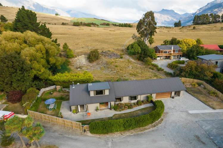 77 Oregon Drive Kelvin Heights_6