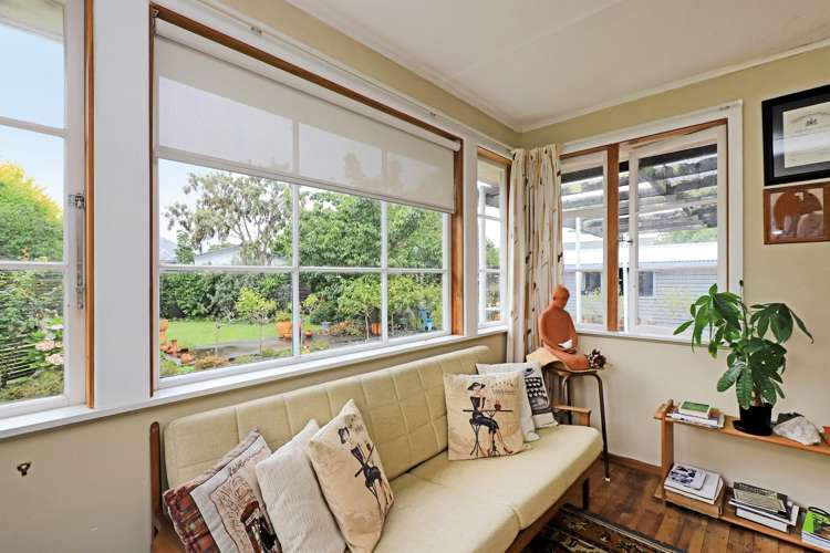 1106 Cunningham Crescent Mayfair_7