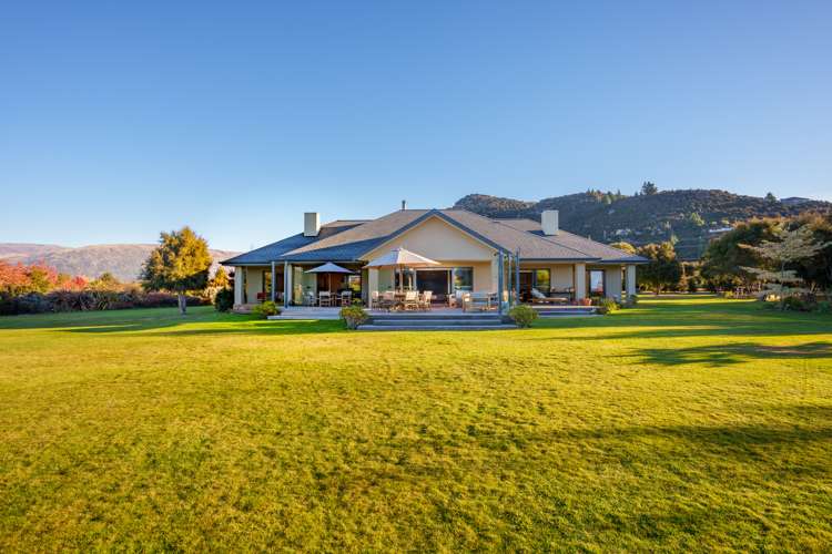 34 Matheson Crescent Albert Town_2