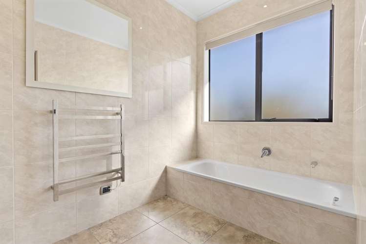 131 Foster Road Kumeu_19