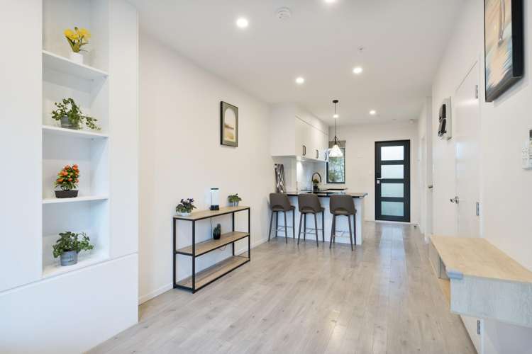 2/46 Te Kanawa Crescent Henderson_16