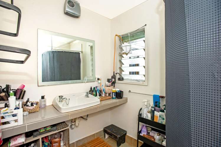 4 Hinekura Road Tolaga Bay_15