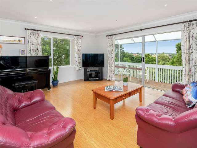 17 Copperfield Terrace Mellons Bay_1