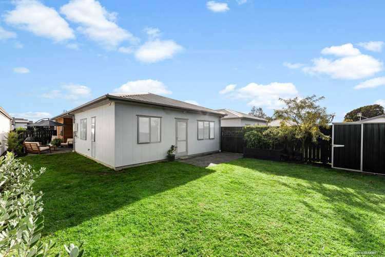 6 Honour Road Papakura_11