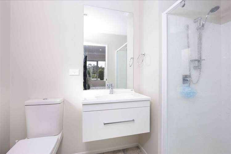 14b Woodglen Road Glen Eden_7