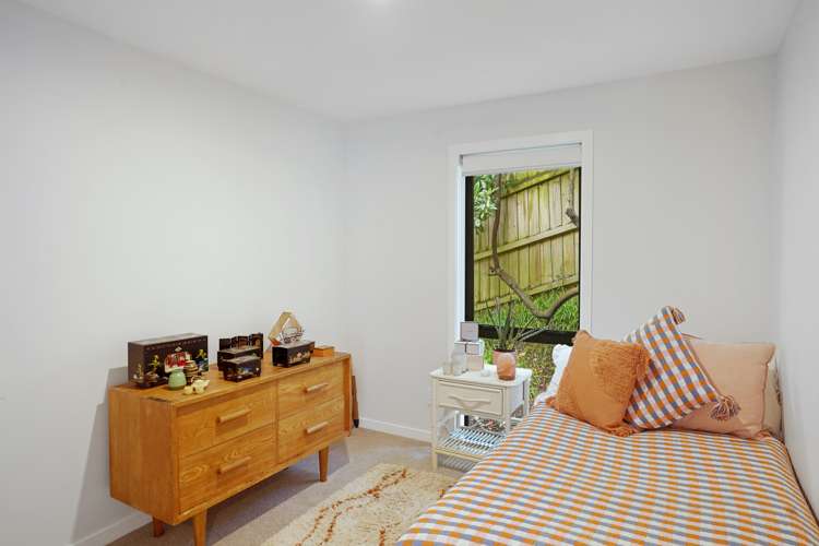 165 Soleares Avenue Mount Pleasant_13