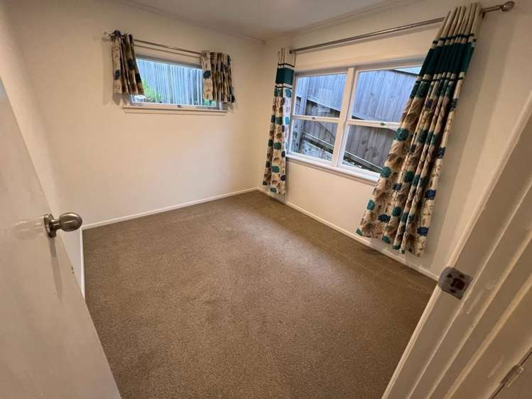 Front/232A Sunset Road Windsor Park_12