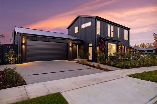 Corner-site, home and income opportunity!