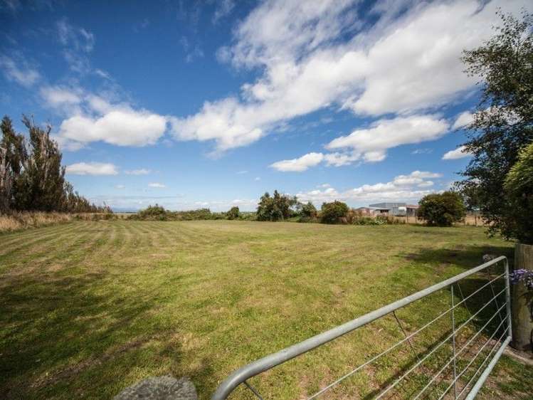 1104 Lockwood Road Kairanga_16