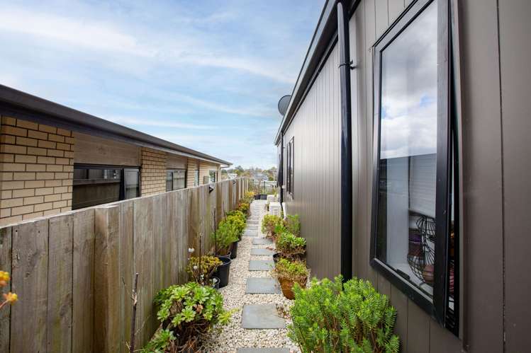 20 Te Tiireke Drive Glenview_20