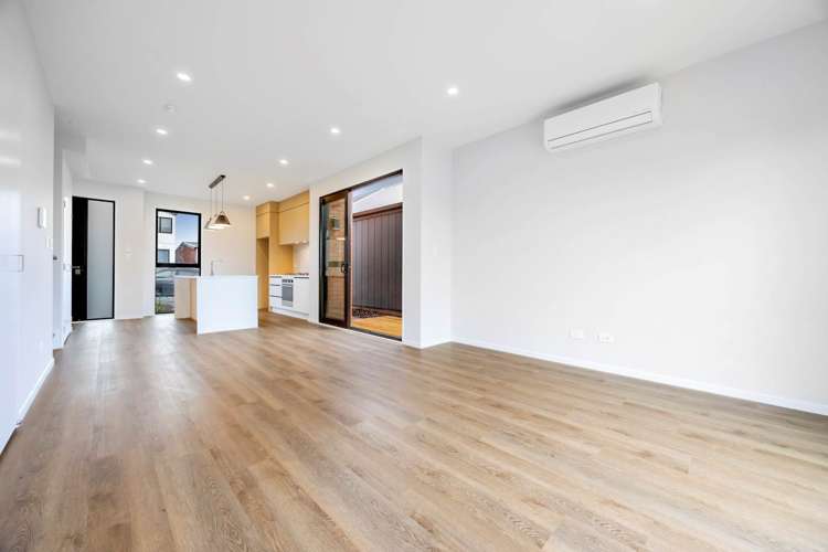 17 Puhikawa Street Massey_9