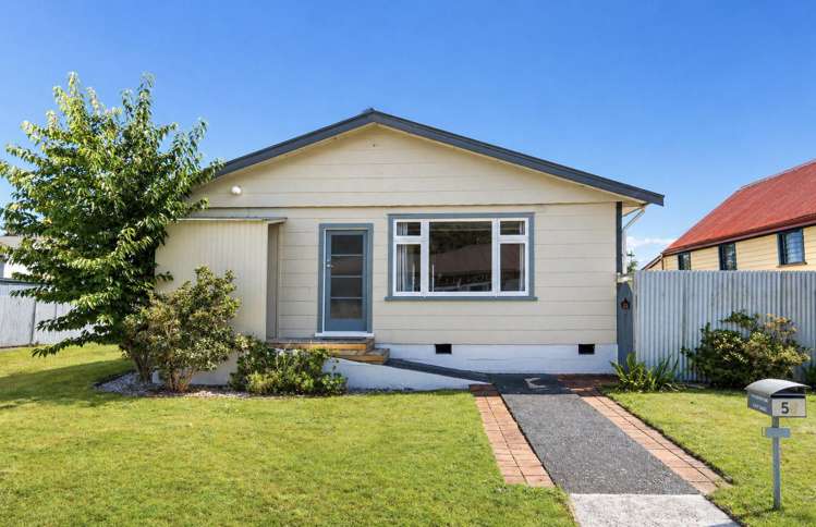 58 Bridge Street Reefton_12