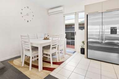 187I Great South Road_4