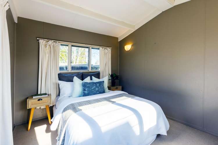 42b Delaware Crescent Russley_12