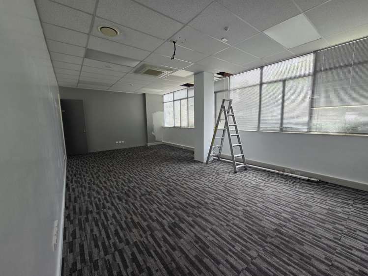 1 Knights Road Hutt Central_4