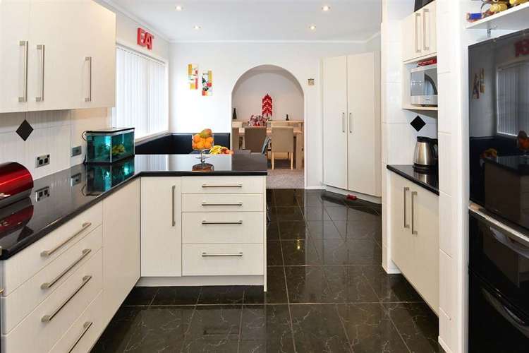 19 Lingham Crescent Torbay_13