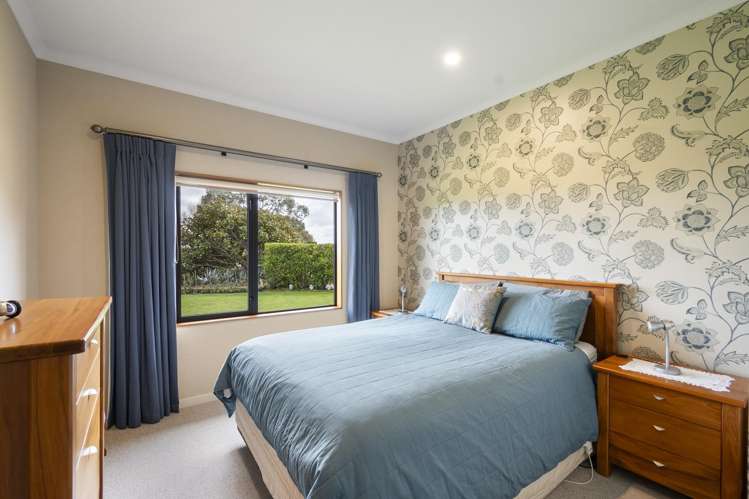 33 Cashmere Drive Fitzherbert_18