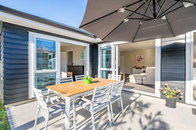 6 Poulson Grove Trentham_11