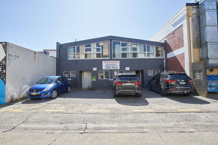 186-188 High Street Hutt Central_10