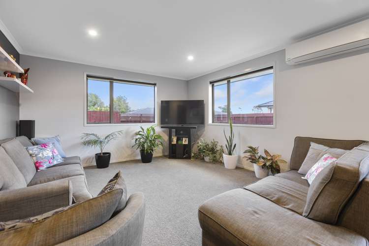 9 Dreaver Drive Waitara_5