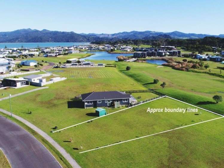 137 Ngaio Drive Matarangi_0