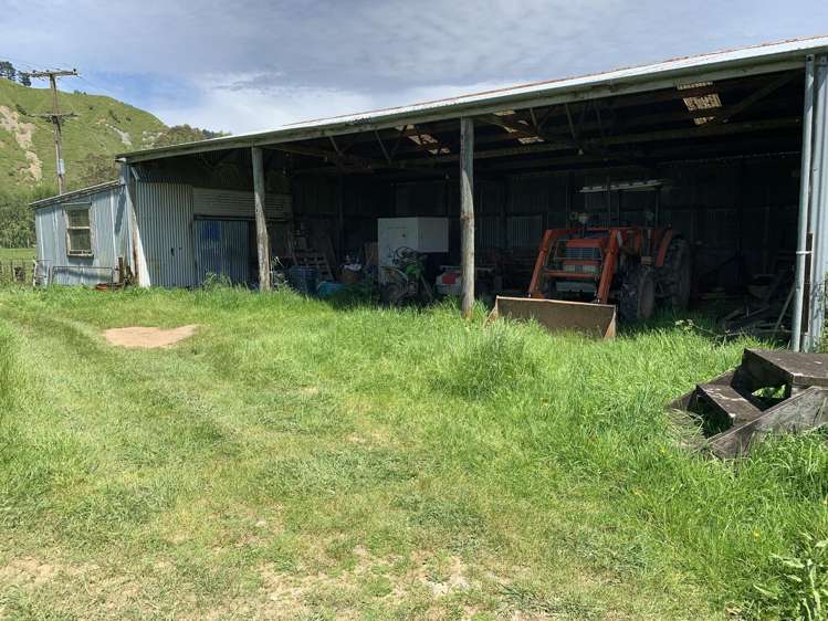 2896 State Highway 3 Awakino_40