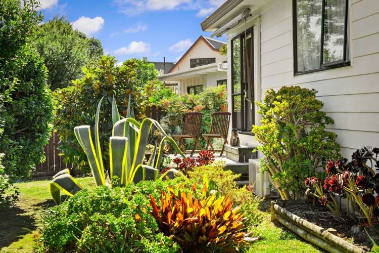 1/14 Compass Place Te Atatu Peninsula_6