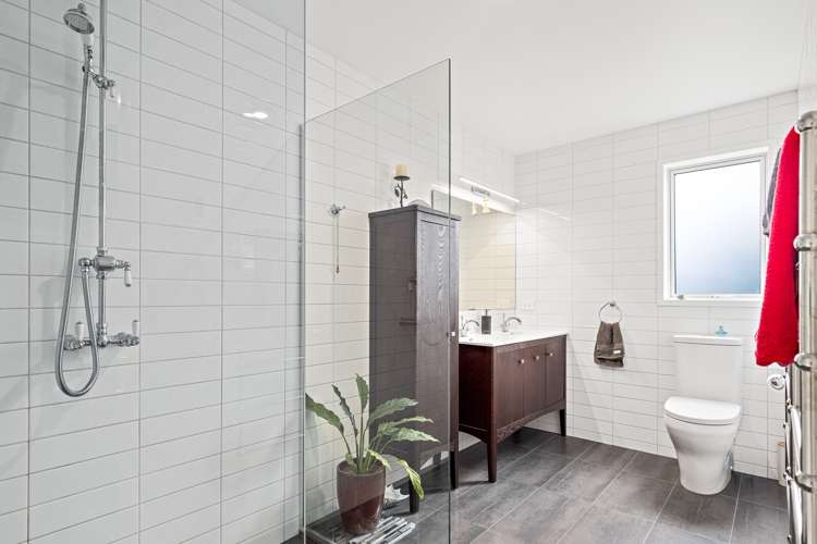 75 Seaview Heights Whangateau_13