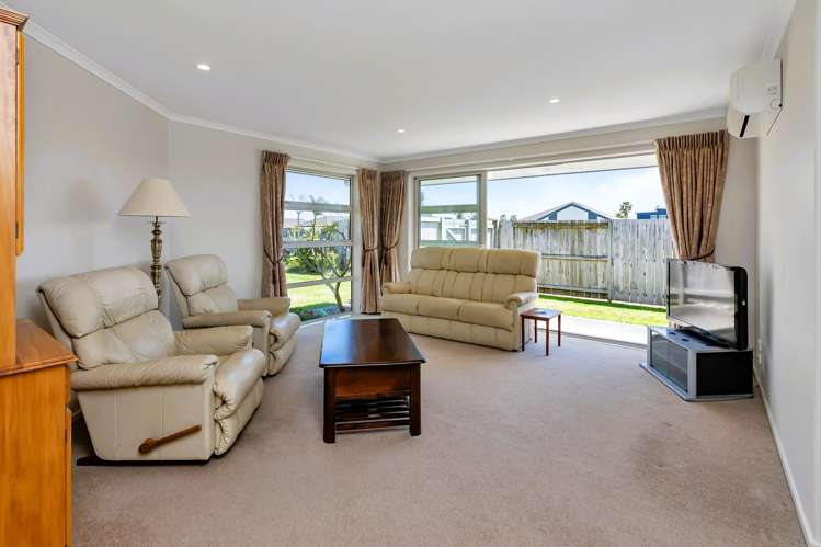 12 Sando Way One Tree Point_8