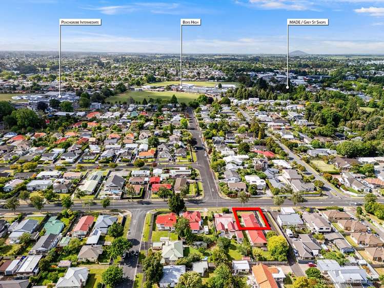 1/63 Te Aroha Street Hamilton East_11