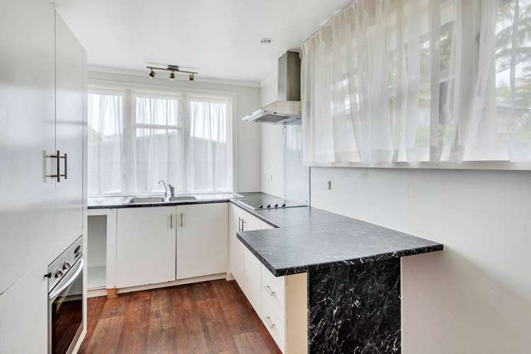 86 Kings Road Panmure_7