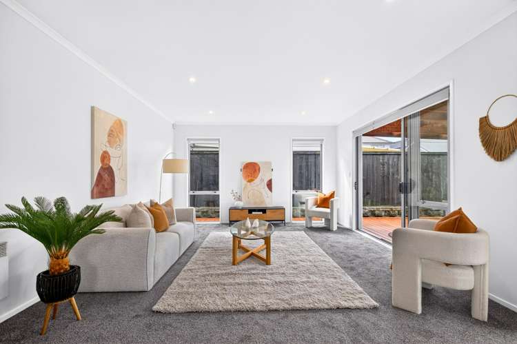 8 Poaka Road Hobsonville_11