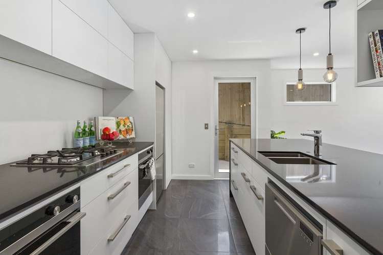 16a Longitude Place Whitby_28