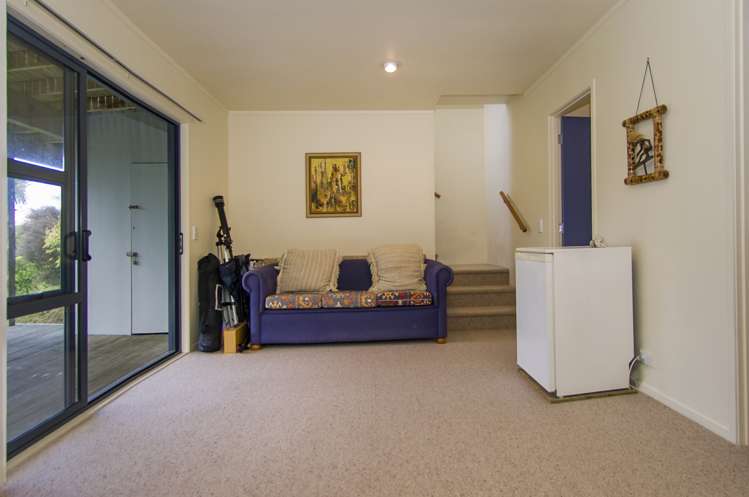 24 Grierson Close Hahei_11