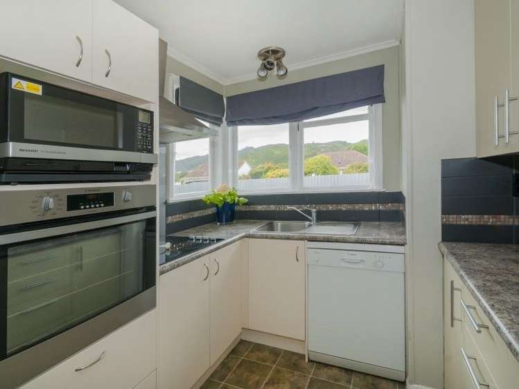 12 Hollard Grove Avalon_11