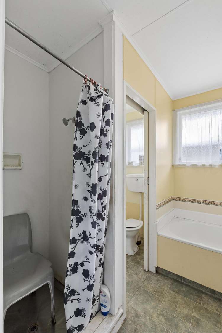 35 James Henry Crescent Huntly_11