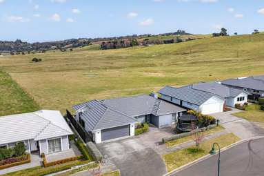 19 Mayfly Grove_3