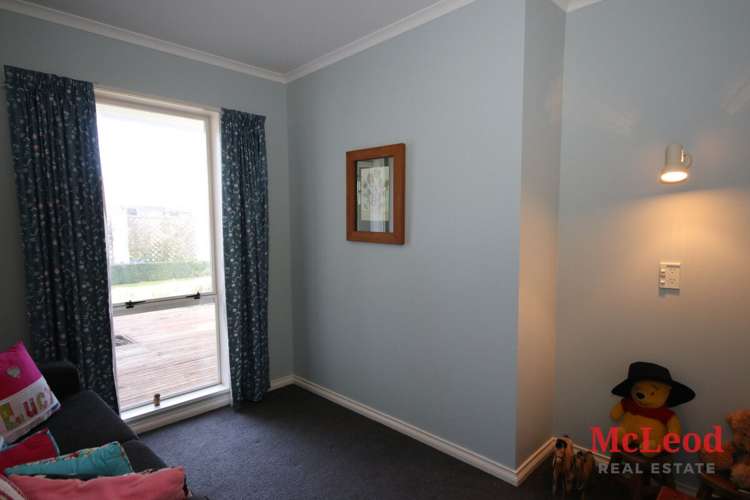 56 Farm Road Allenton_22