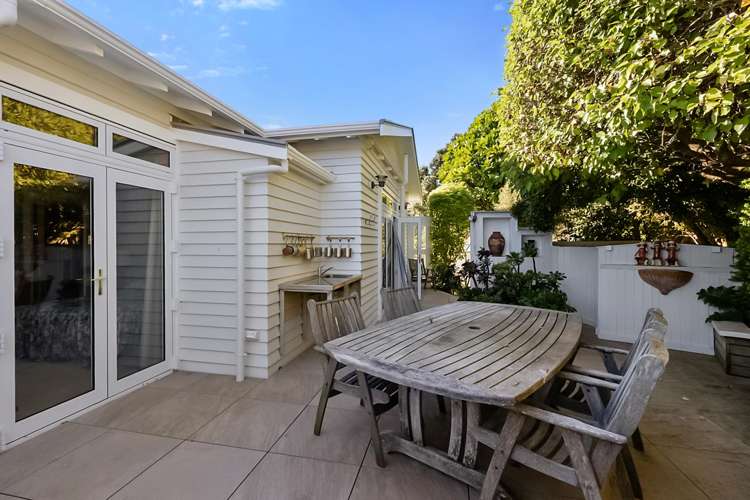 41 Cameron Street New Plymouth_16