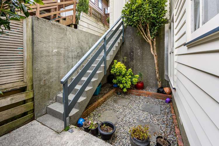 24b Parklands Drive Karori_17