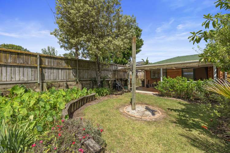 18 Eastland Road Flat Bush_10